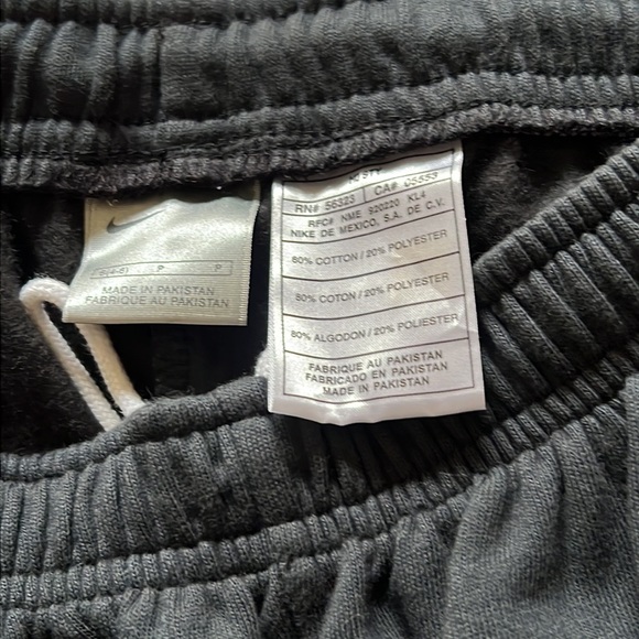 NWOT Nike sweatpants - Picture 7 of 7
